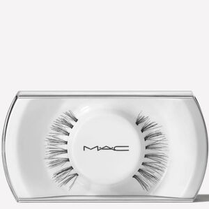 Mac Cosmetics Lash 81 Charmer Lash - Black